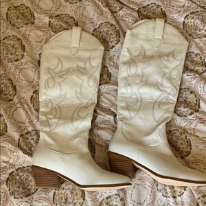 Women's Cream Western Boots